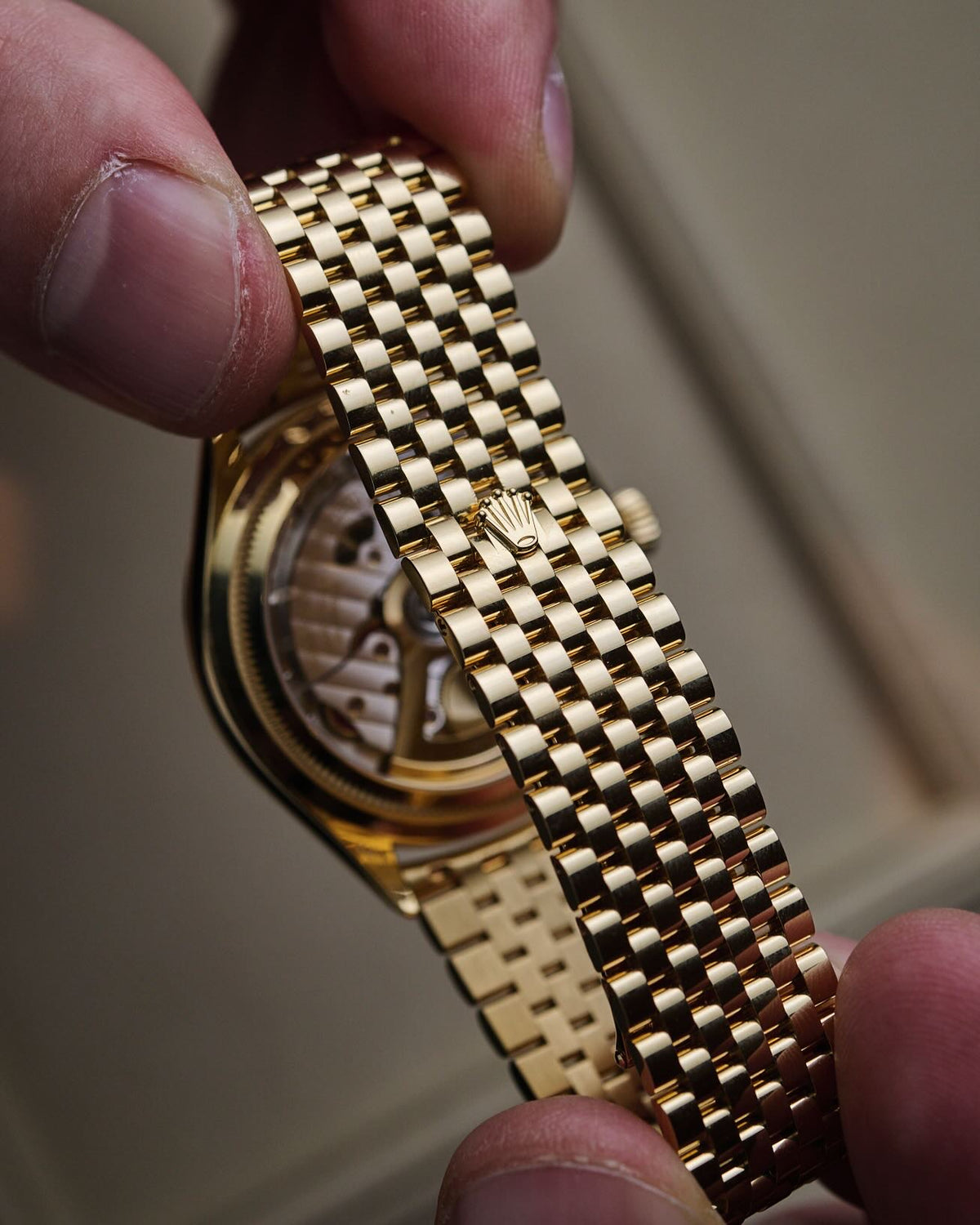 ROLEX PERPETUEL 1908 39 MM DORÉ FONND NOIR
