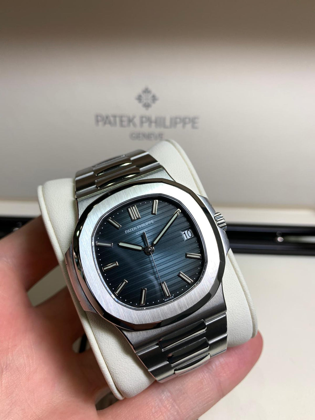 MONTRE HOMME PATEK NAUTILUS AUTOMATIQUE 57111A